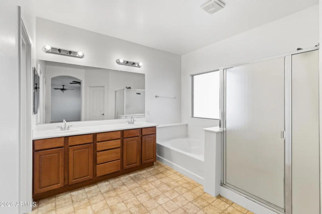 Real Estate Picture 28