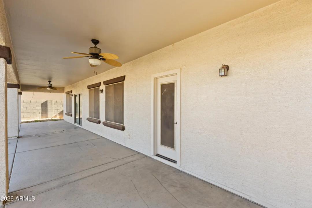 Real Estate Picture 33