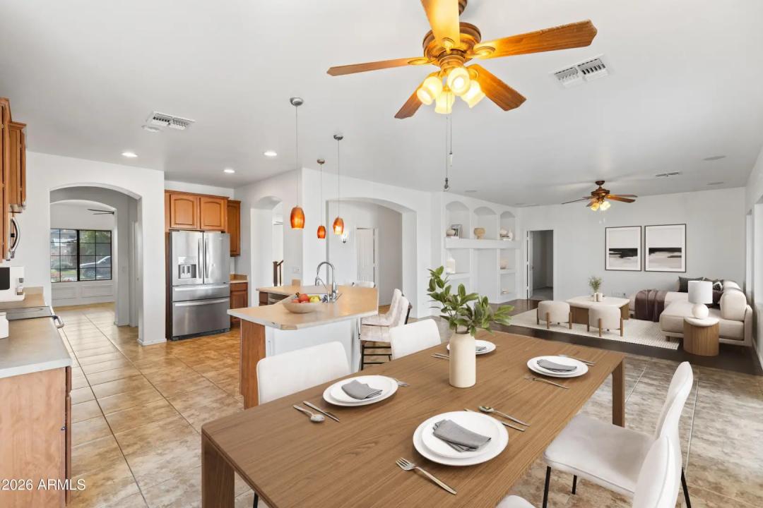 Real Estate Picture 6