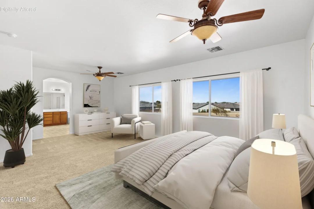 Real Estate Picture 6