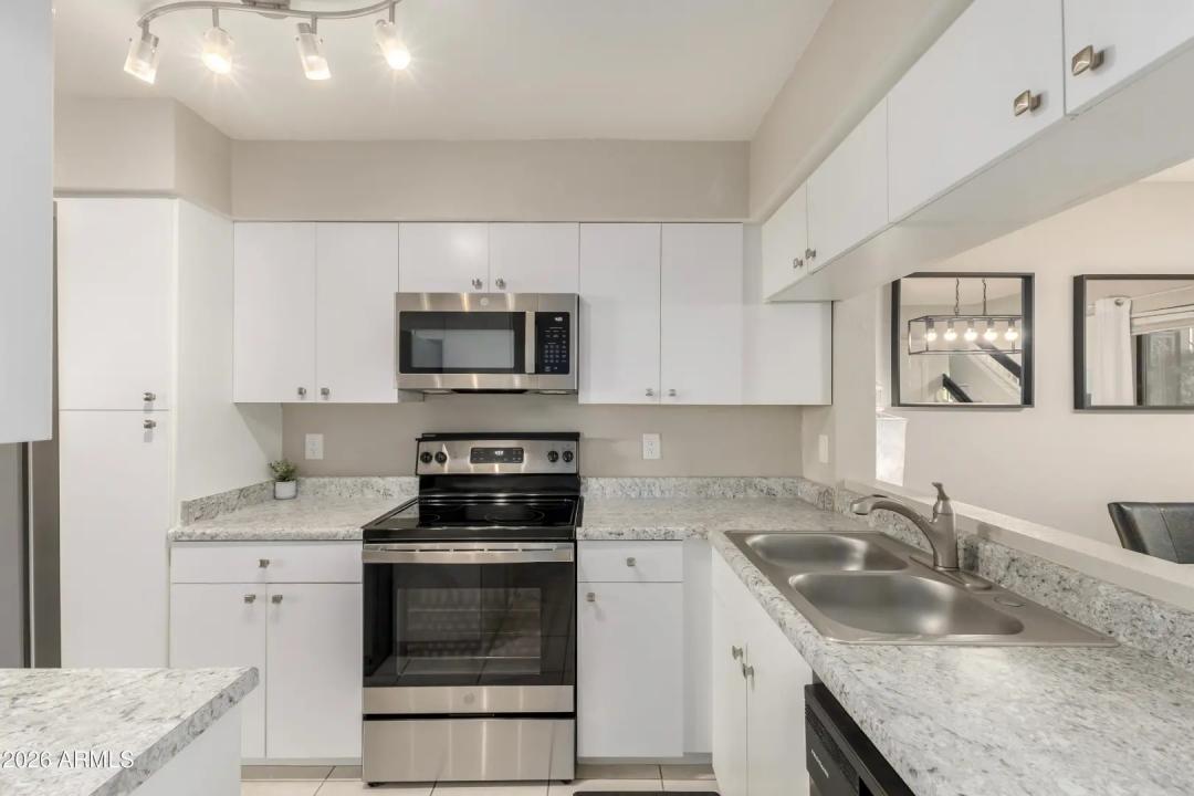 Real Estate Picture 2