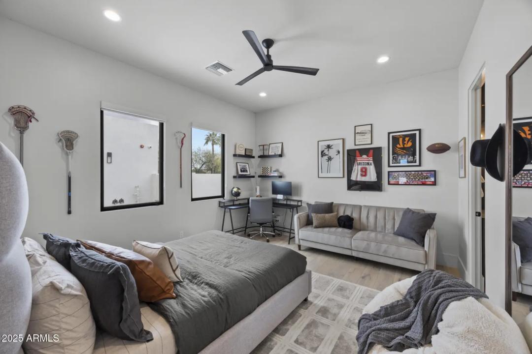 Real Estate Picture 26