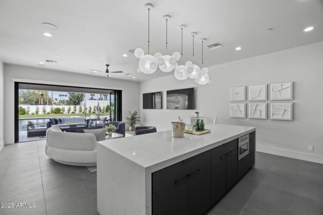 Real Estate Picture 45