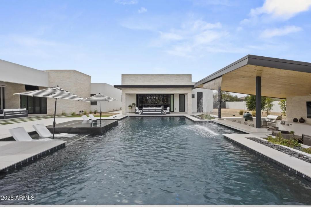 Real Estate Picture 56