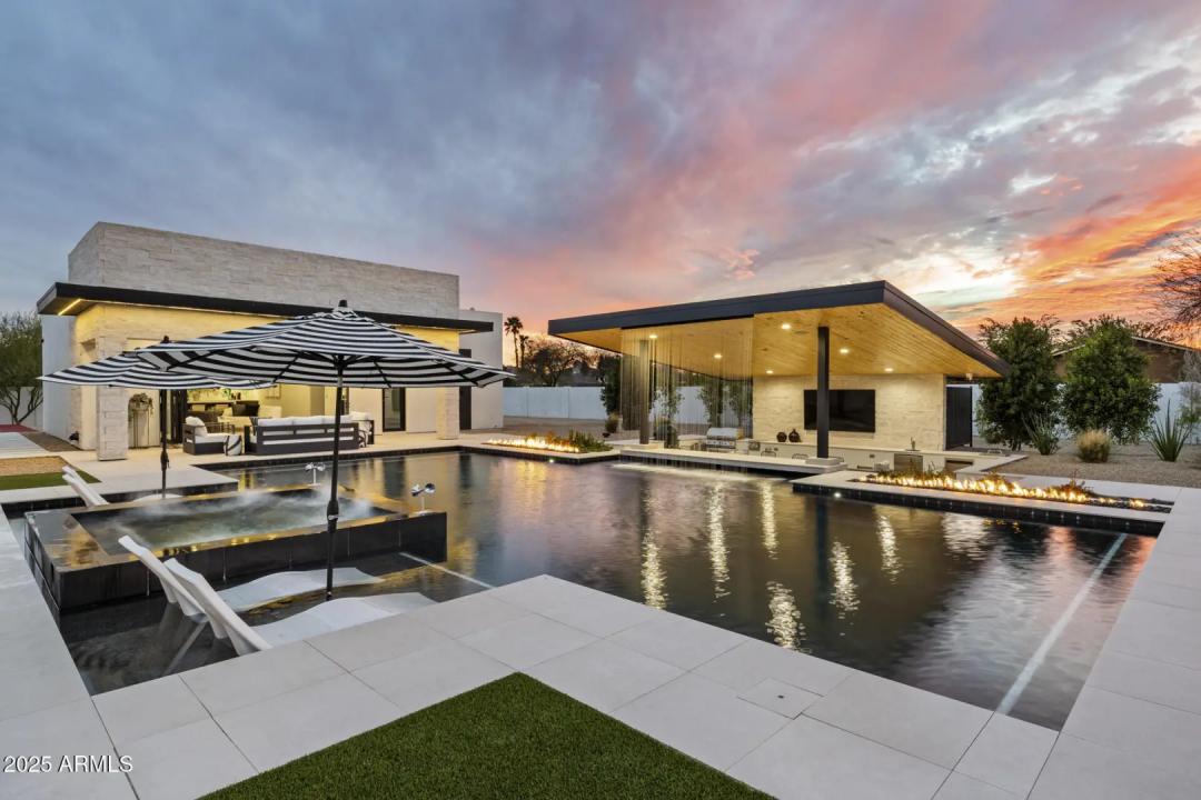 Real Estate Picture 67