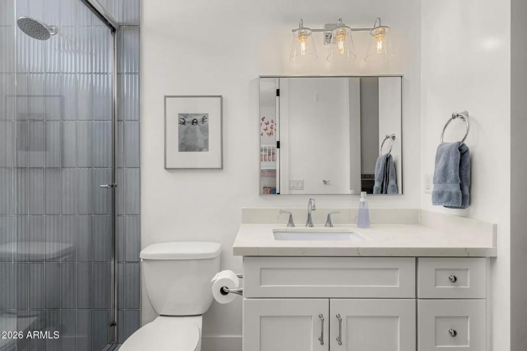 Real Estate Picture 27