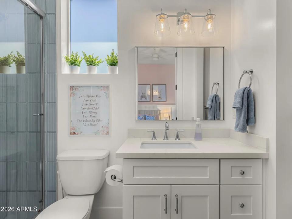 Real Estate Picture 29