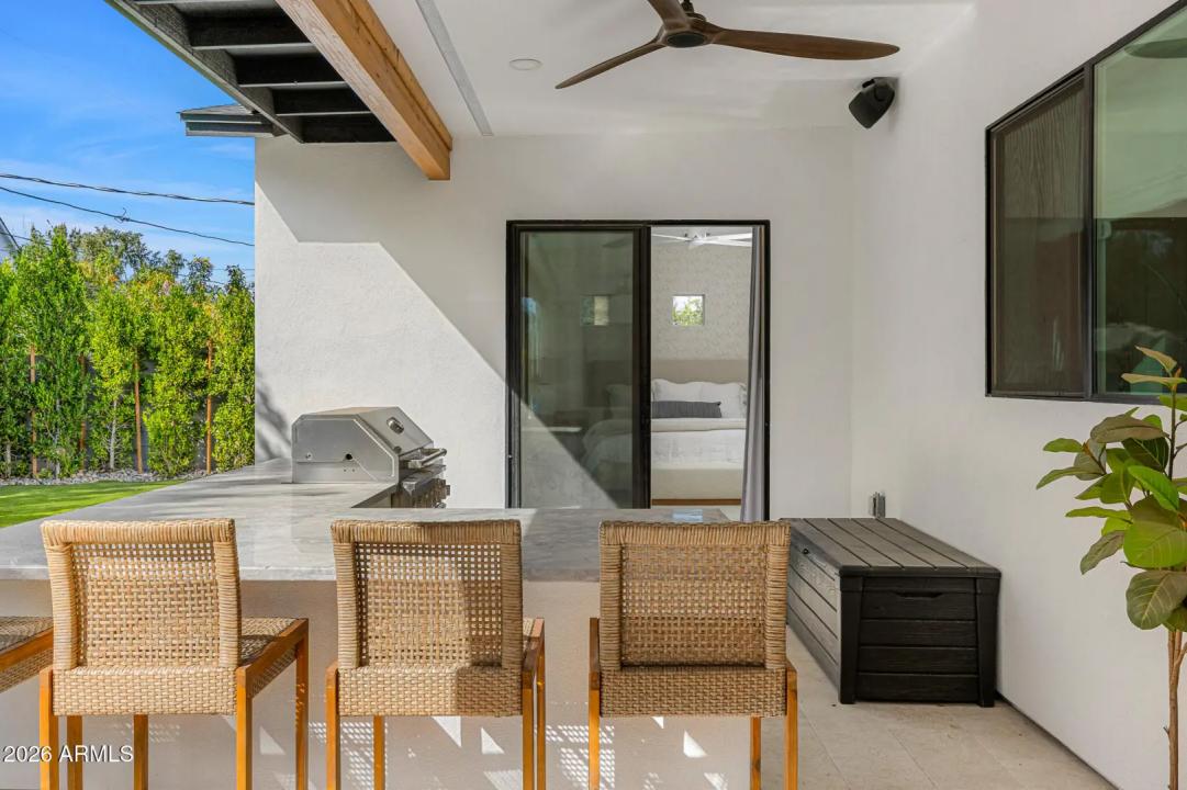 Real Estate Picture 32