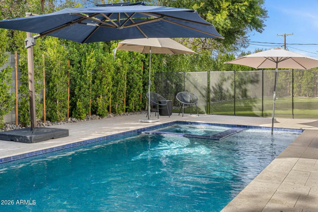 Real Estate Picture 34