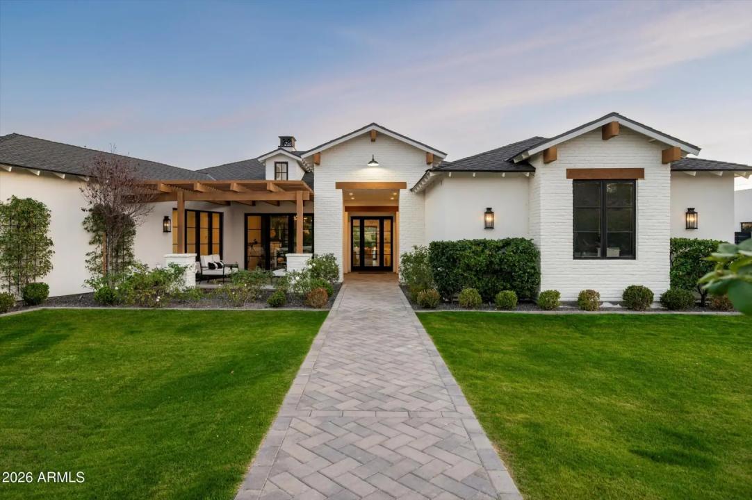 Real Estate Picture 2