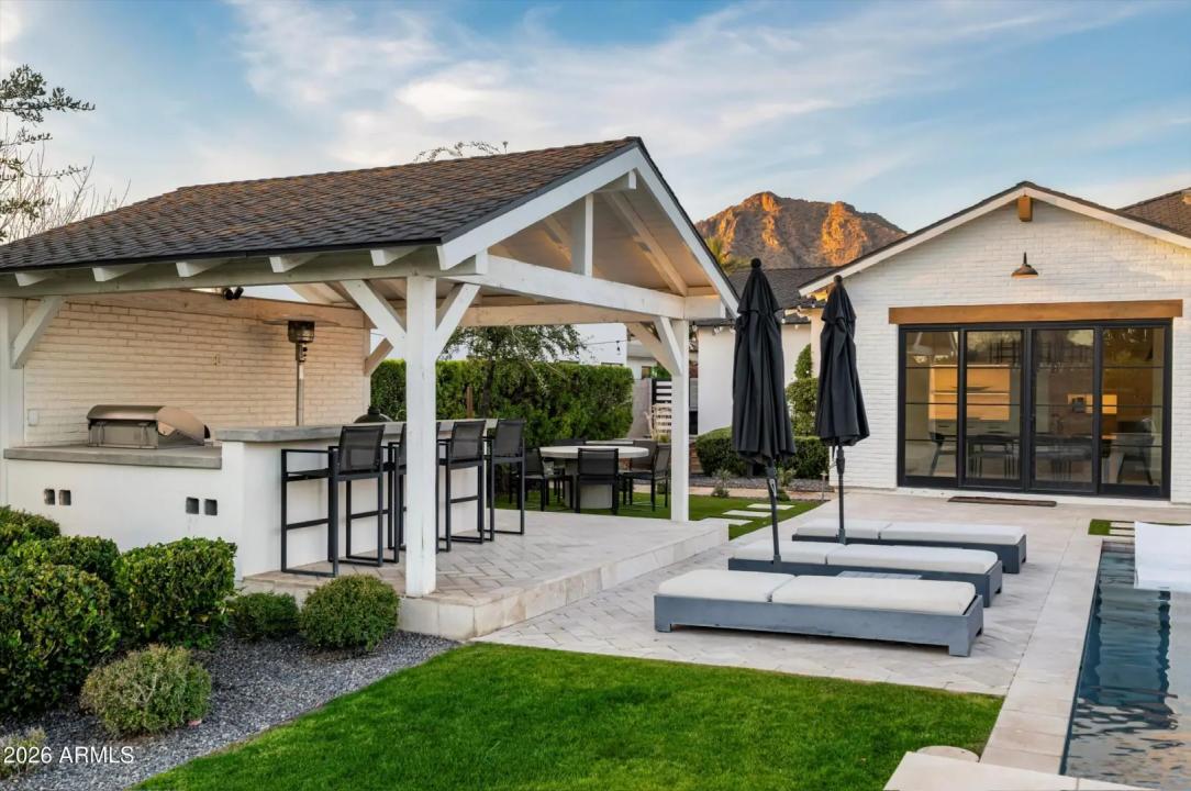 Real Estate Picture 45