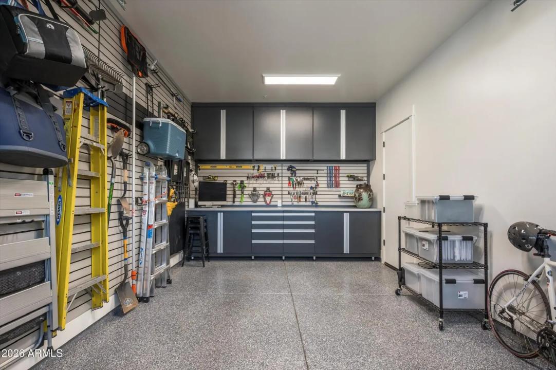 Real Estate Picture 53