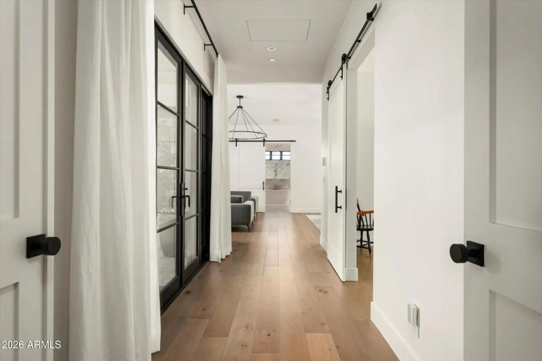 Real Estate Picture 19