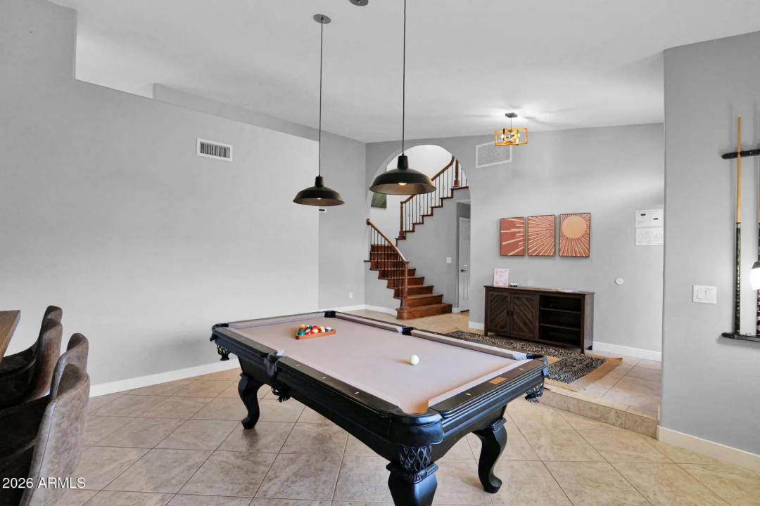 Real Estate Picture 13