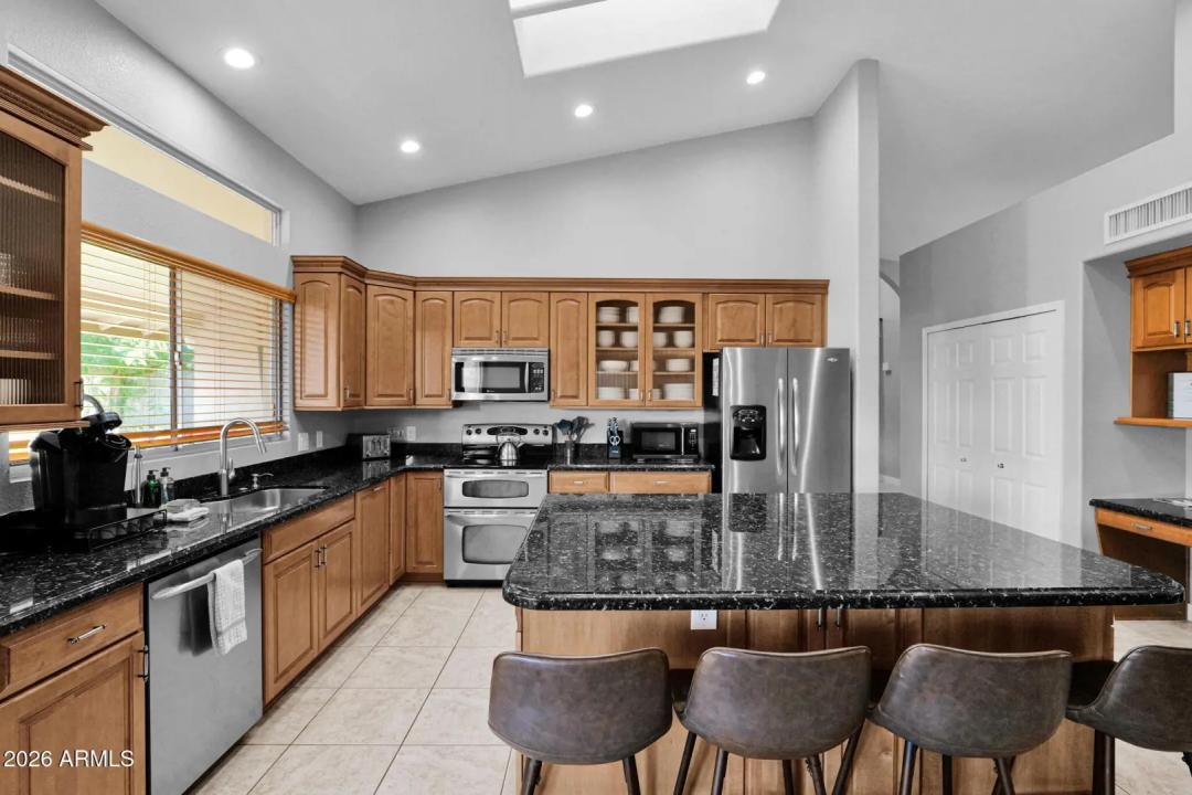 Real Estate Picture 21