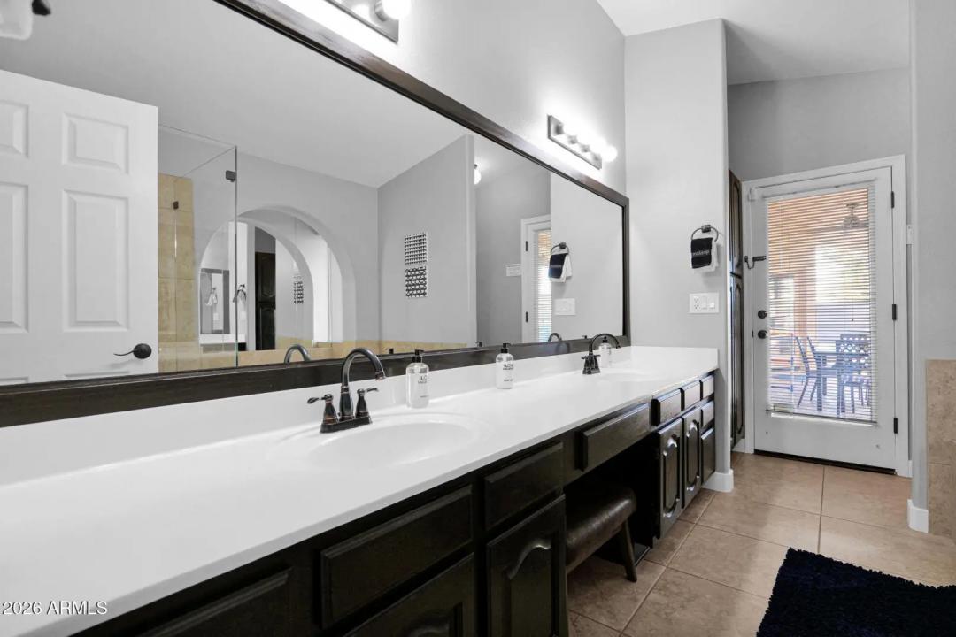 Real Estate Picture 30