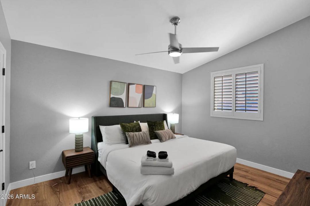 Real Estate Picture 35