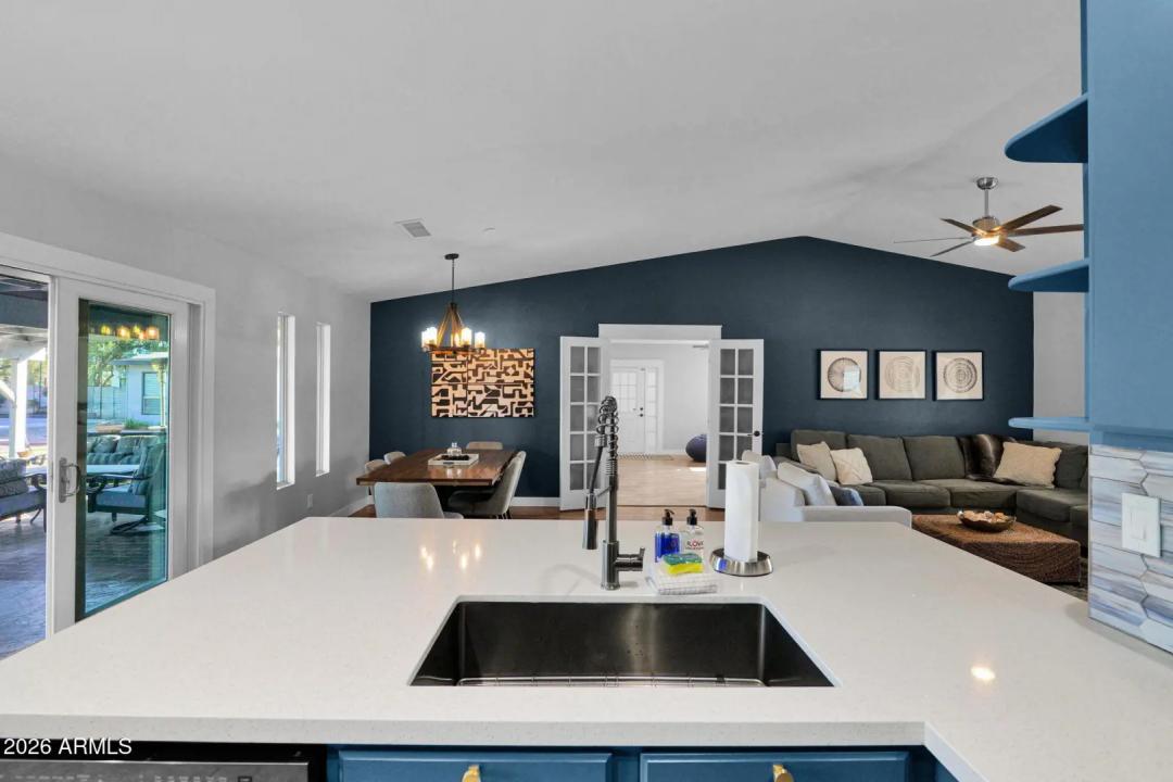 Real Estate Picture 24