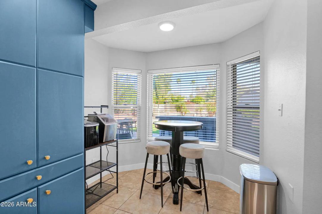 Real Estate Picture 25