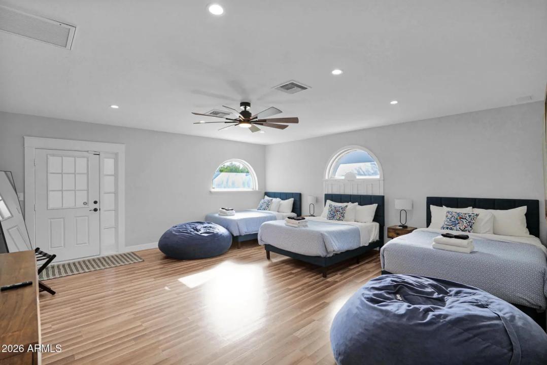 Real Estate Picture 27