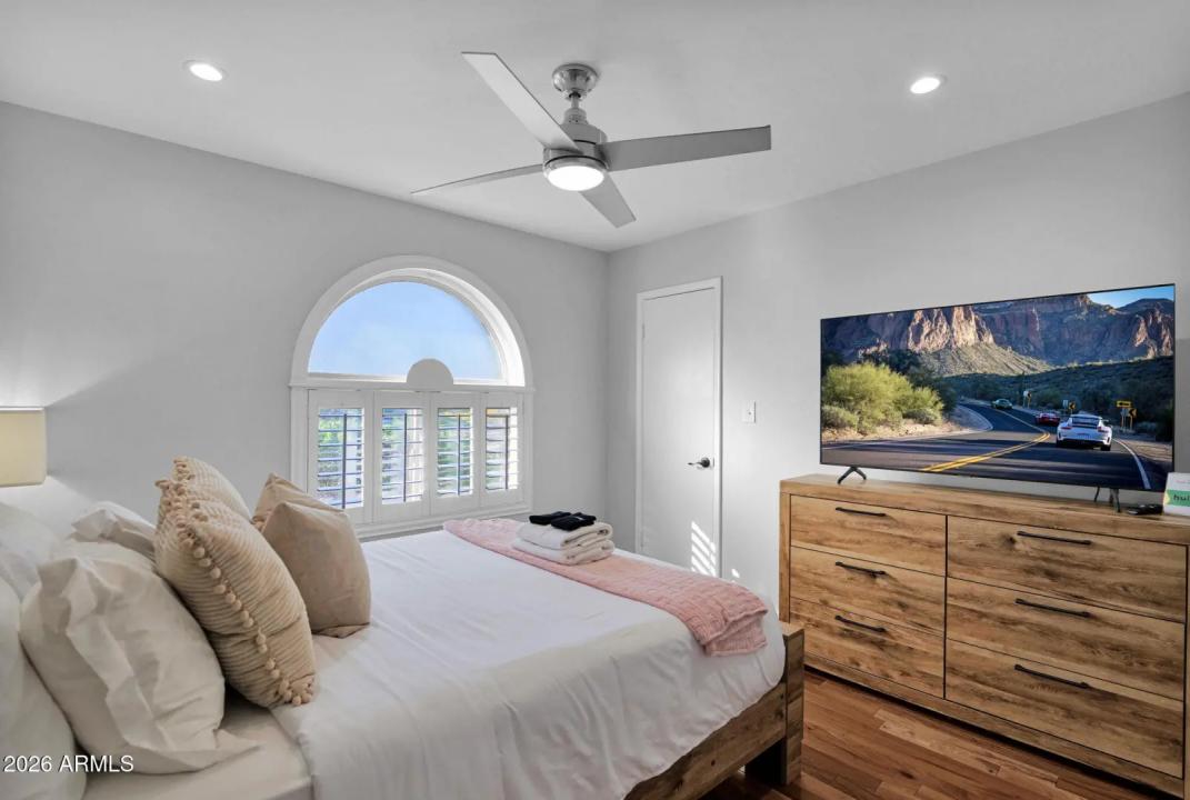 Real Estate Picture 31