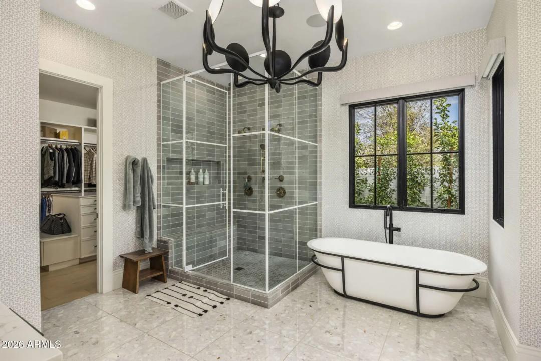 Real Estate Picture 39