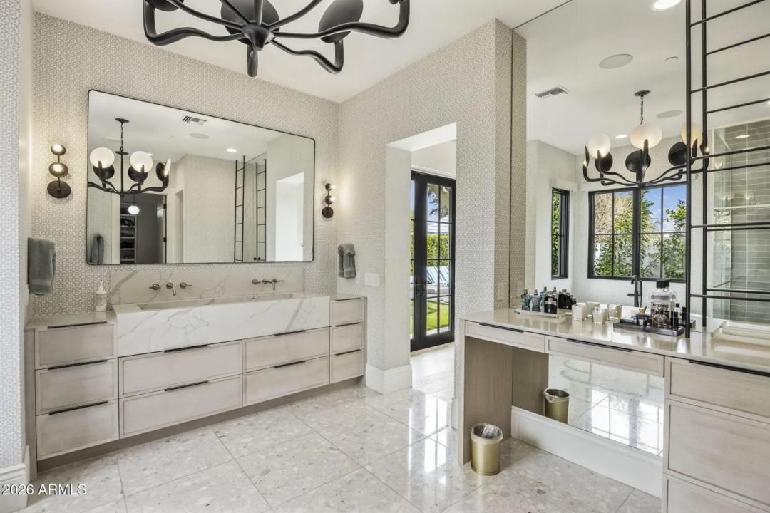 Real Estate Picture 41