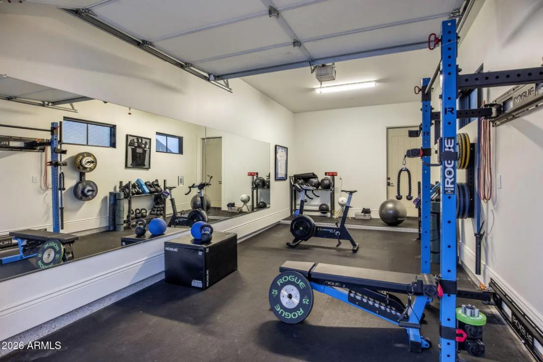 Real Estate Picture 19