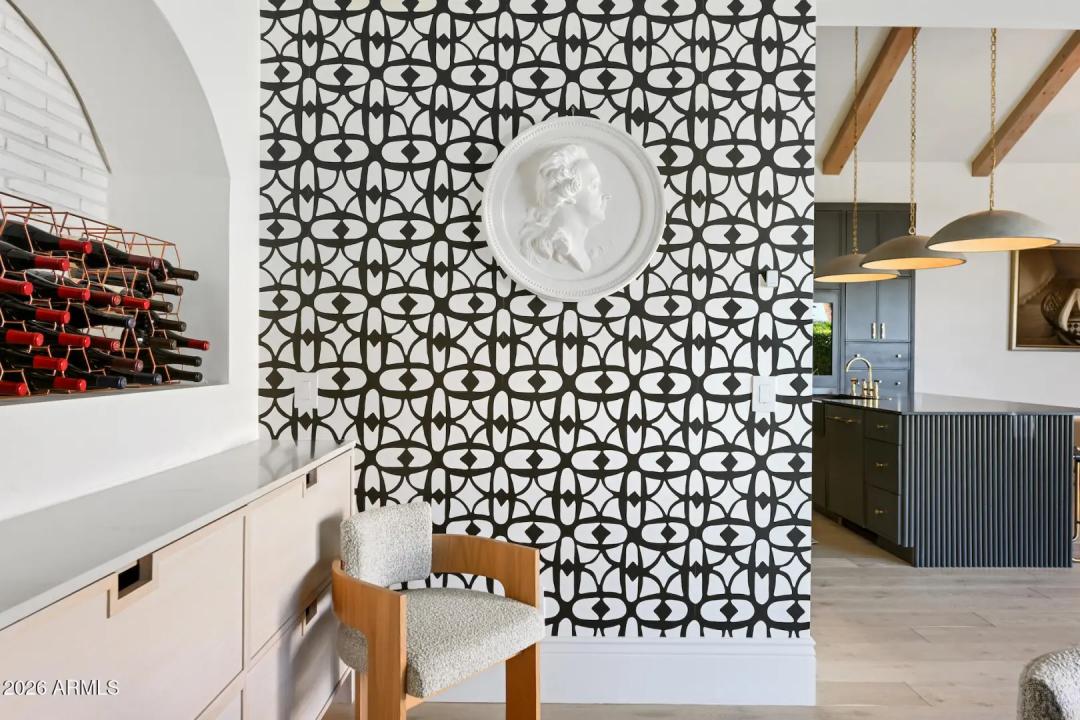 Real Estate Picture 15