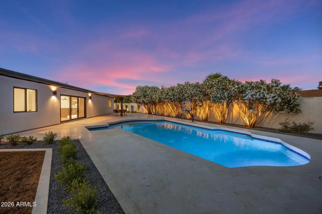 Real Estate Picture 38