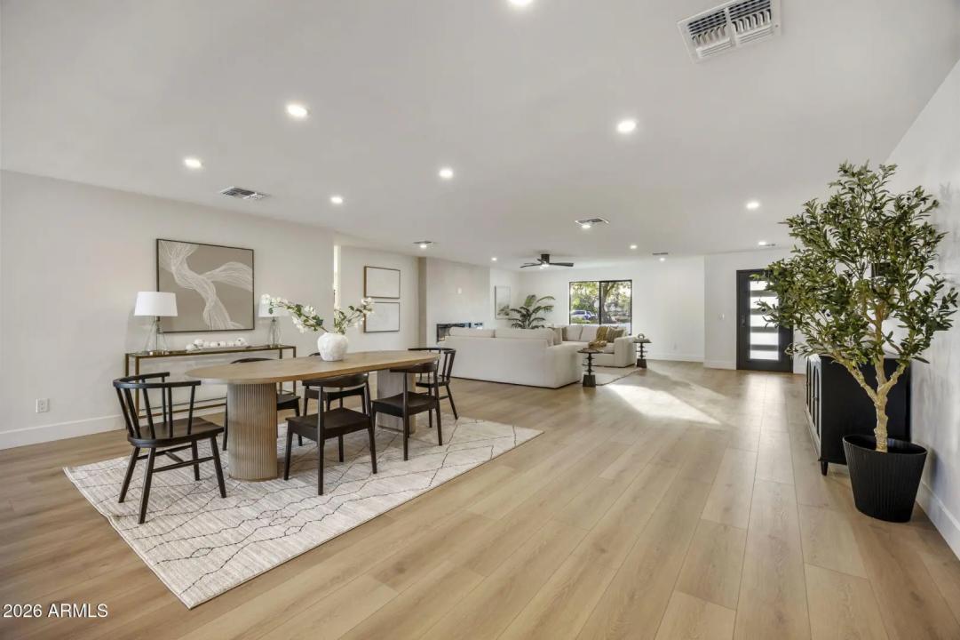 Real Estate Picture 20