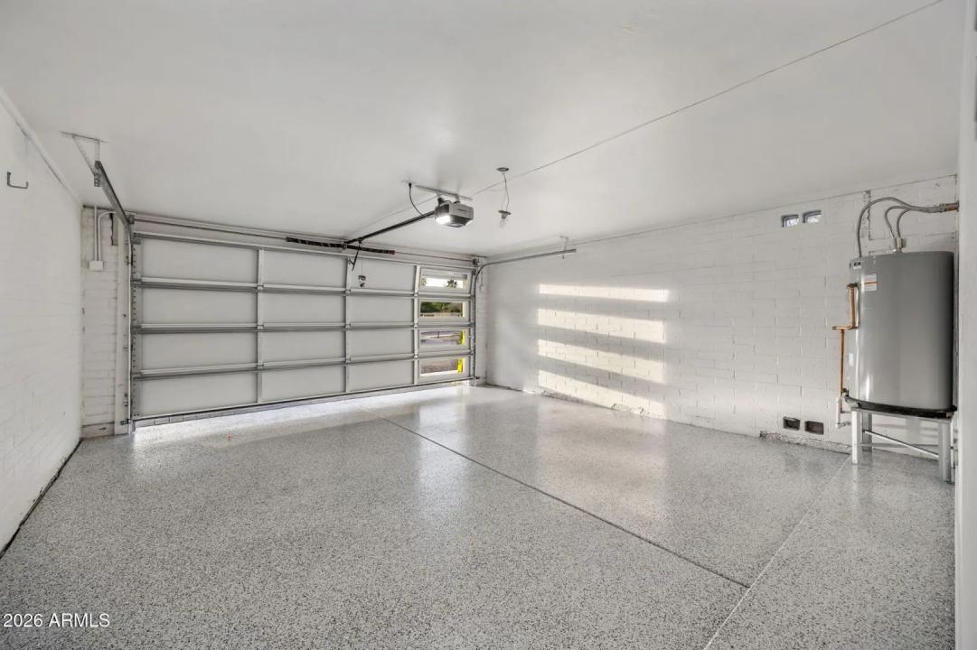 Real Estate Picture 32