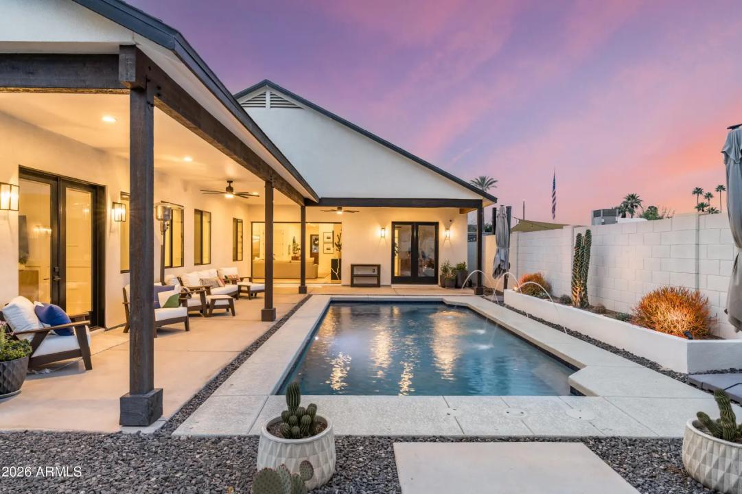 Real Estate Picture 25