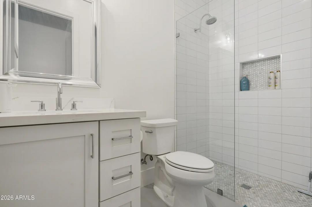 Real Estate Picture 21