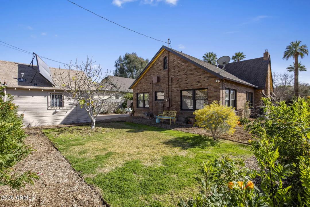 Real Estate Picture 26