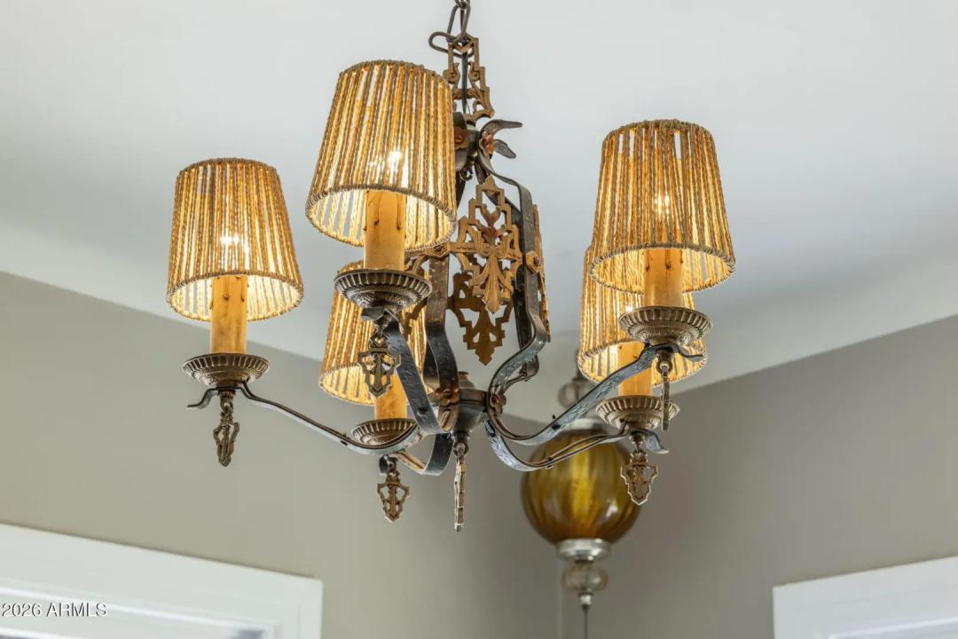 Real Estate Picture 9