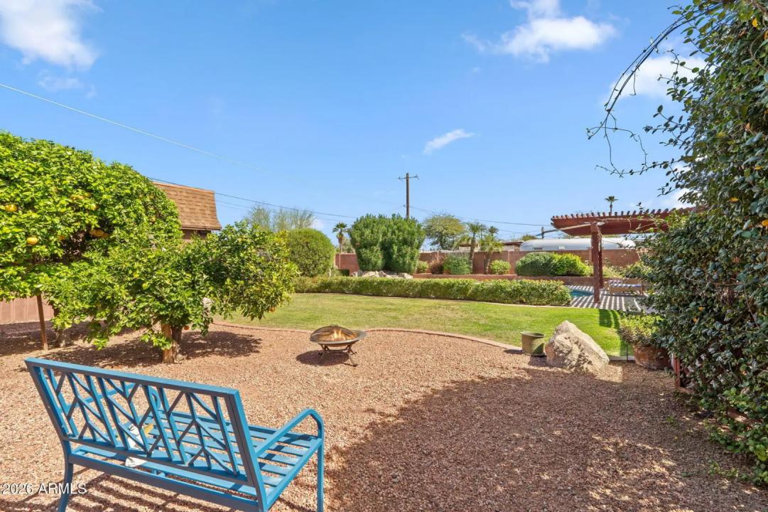 Real Estate Picture 34