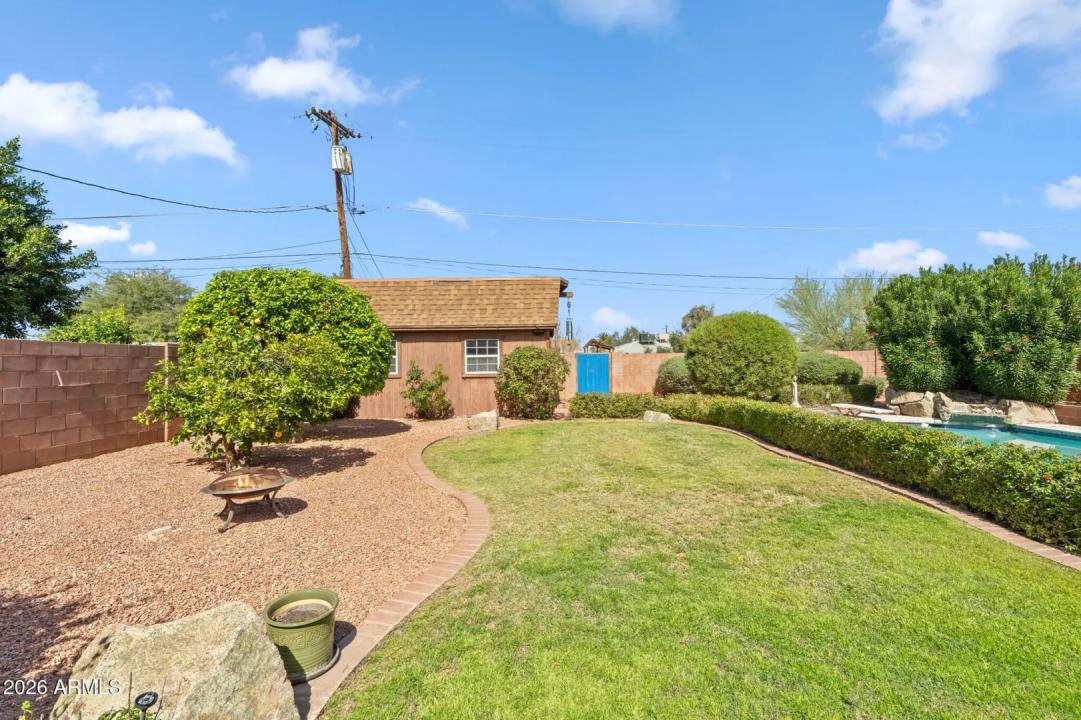 Real Estate Picture 35