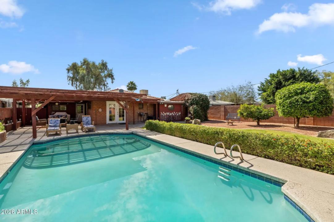 Real Estate Picture 37