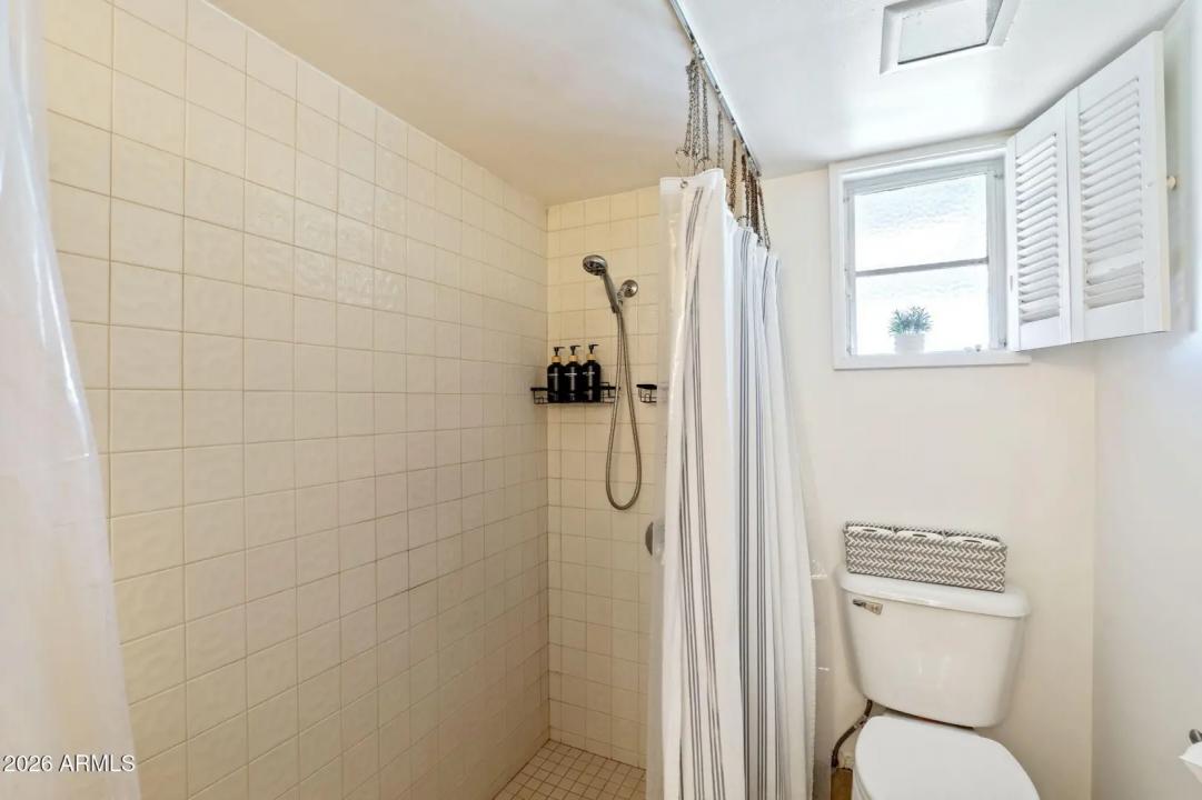 Real Estate Picture 26