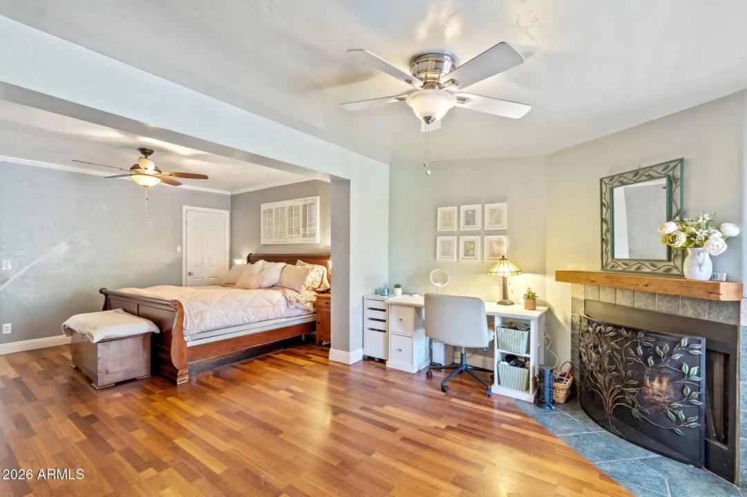 Real Estate Picture 20