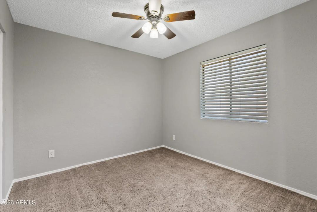 Real Estate Picture 15