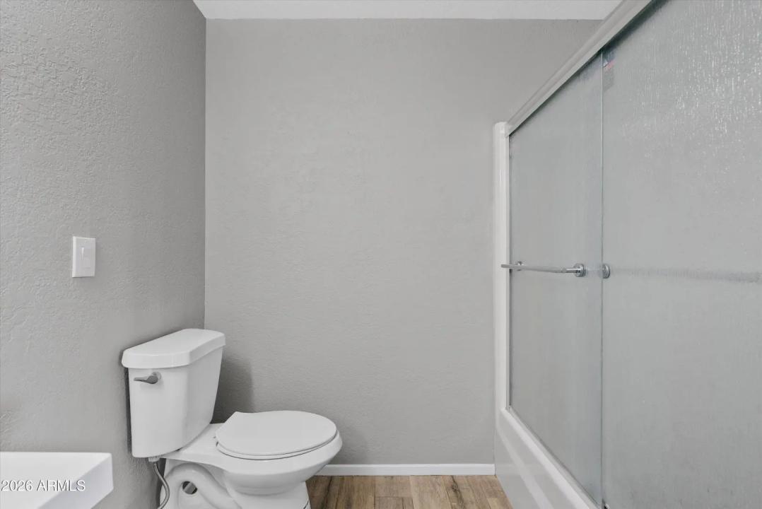 Real Estate Picture 21