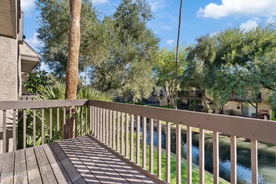 Real Estate Picture 22