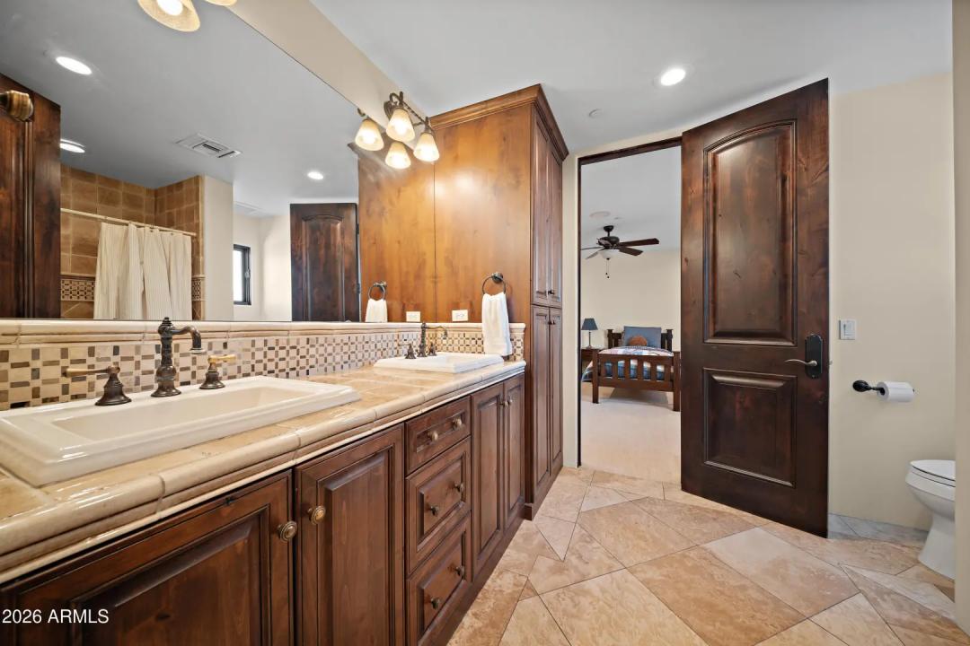 Real Estate Picture 57