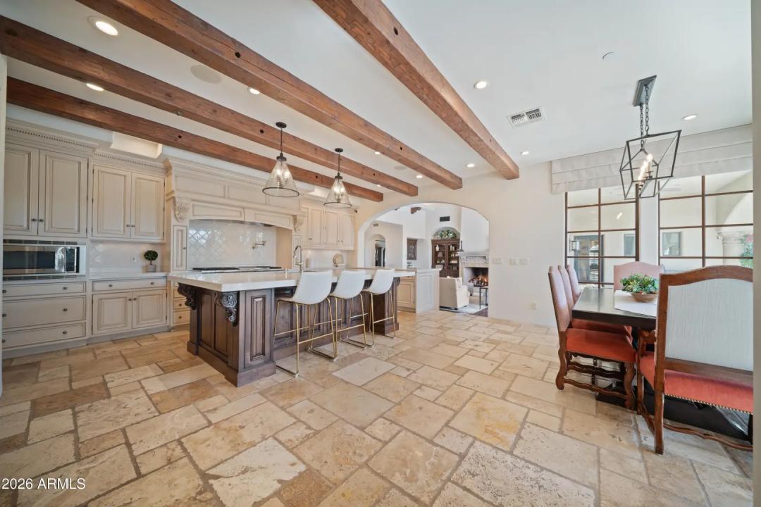 Real Estate Picture 20