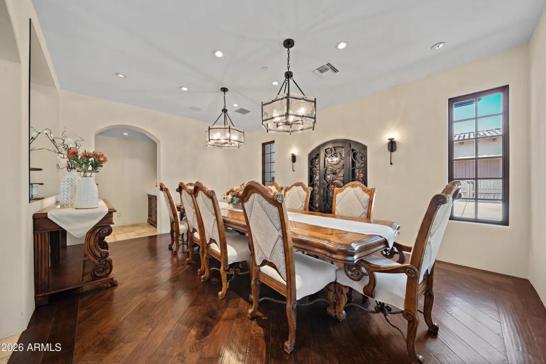 Real Estate Picture 26