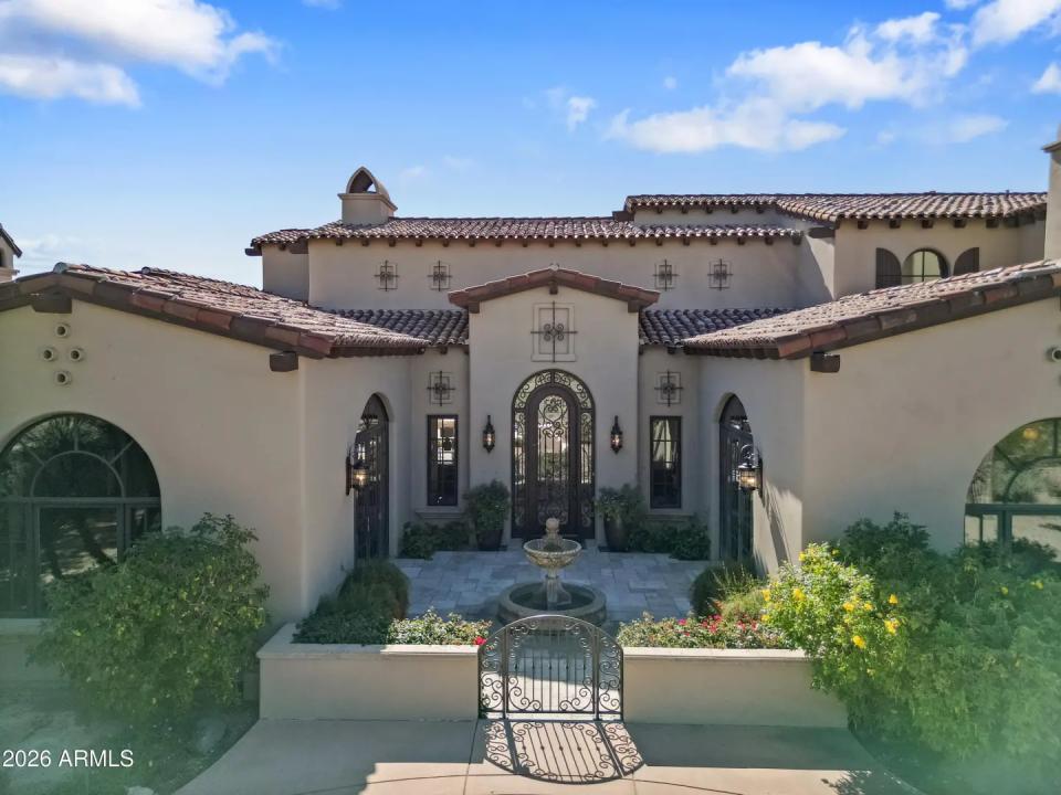 Real Estate Picture 9