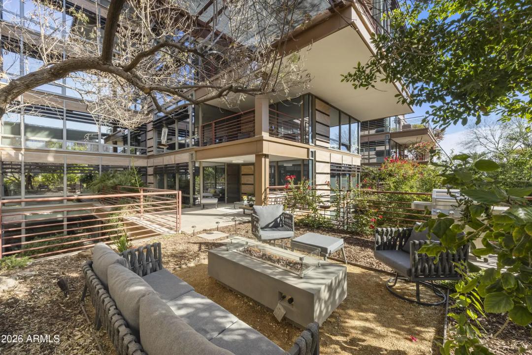 Real Estate Picture 2