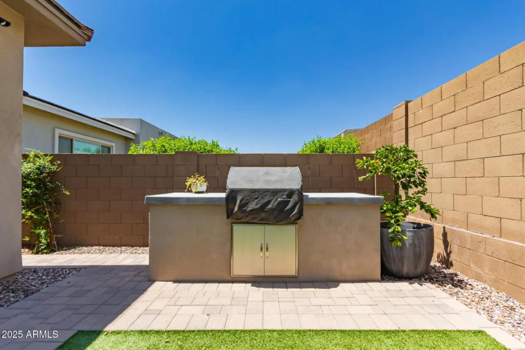 Real Estate Picture 31